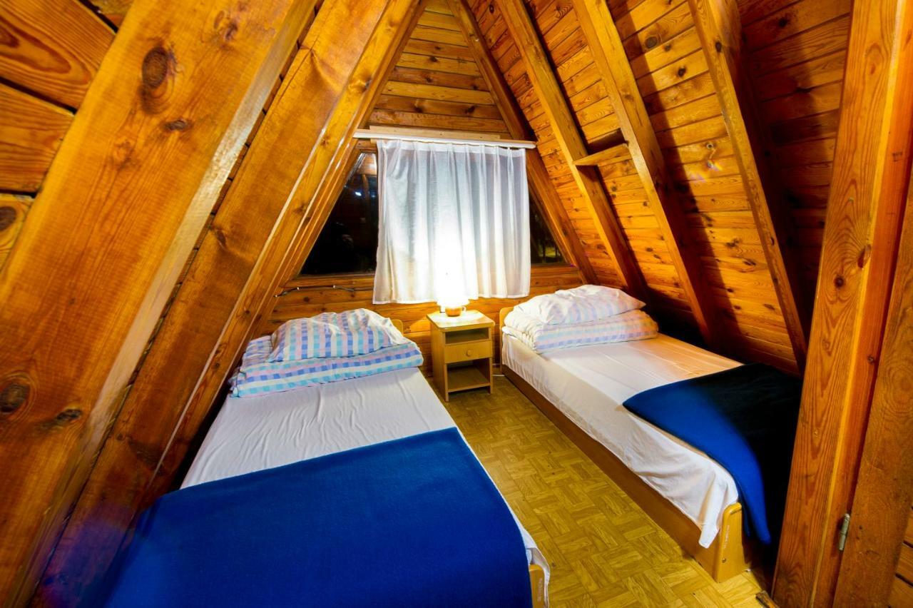 Wawrzkowizna Hotel Rząsawa Exterior foto